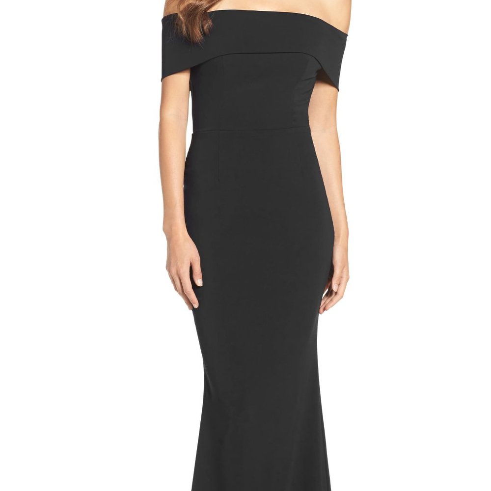 $295 KATIE MAY LEGACY OFF SHOULDER TRUMPET GOWN SIZE 12 BLACK